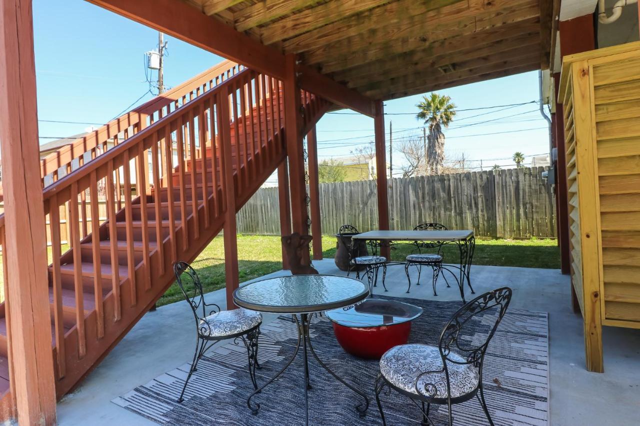 Perfect Location Spacious Yard Coffee Bar At This Lovely Beach Home Galveston Eksteriør bilde